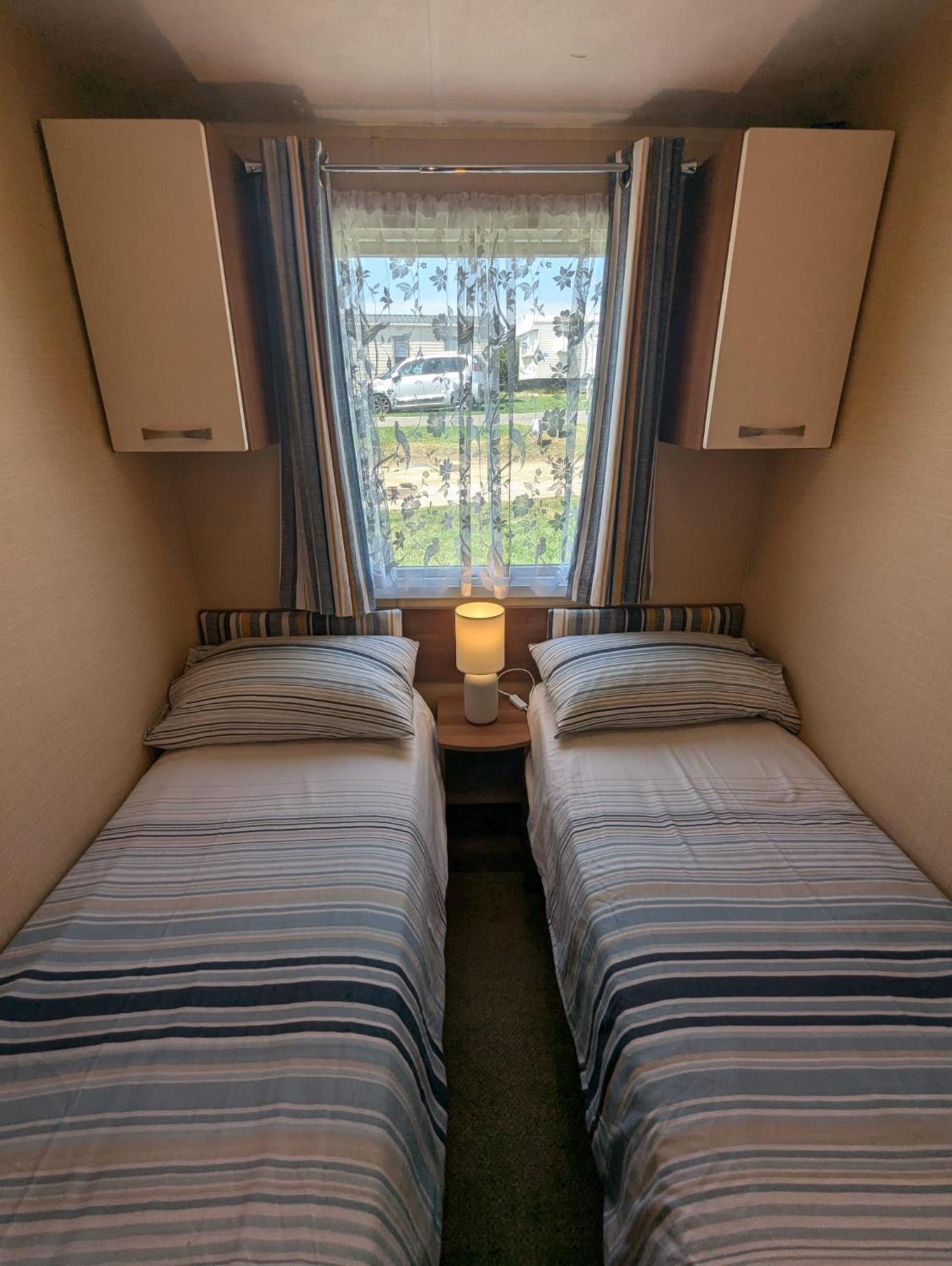 Lovely Family Dog Friendly Caravan On Littlesea Holiday Park Weymouth Haven Wyke Regis Екстериор снимка